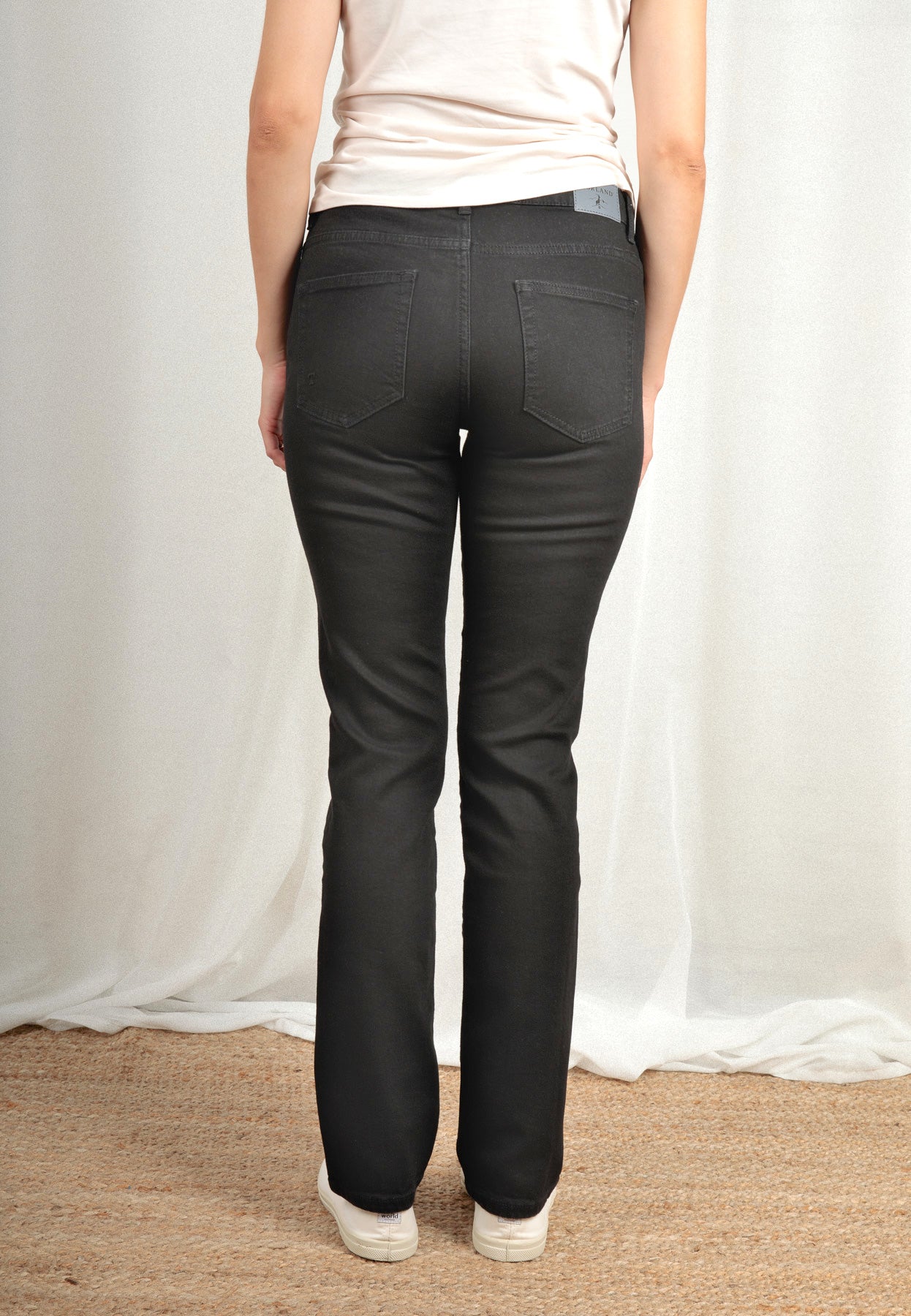 TERESA Regular Fit Damenjeans - Black / Dark Indigo